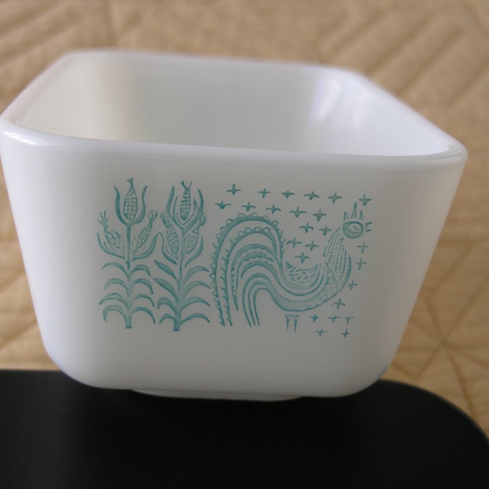 Pyrex Vintage Amish Butterprint #0502